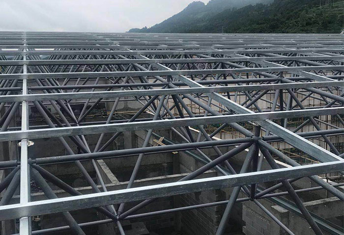 南康仁怀冠英学校艺体楼网架