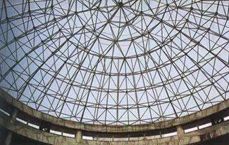 南康铝镁锰板屋面网架在设计时要注意哪些细节